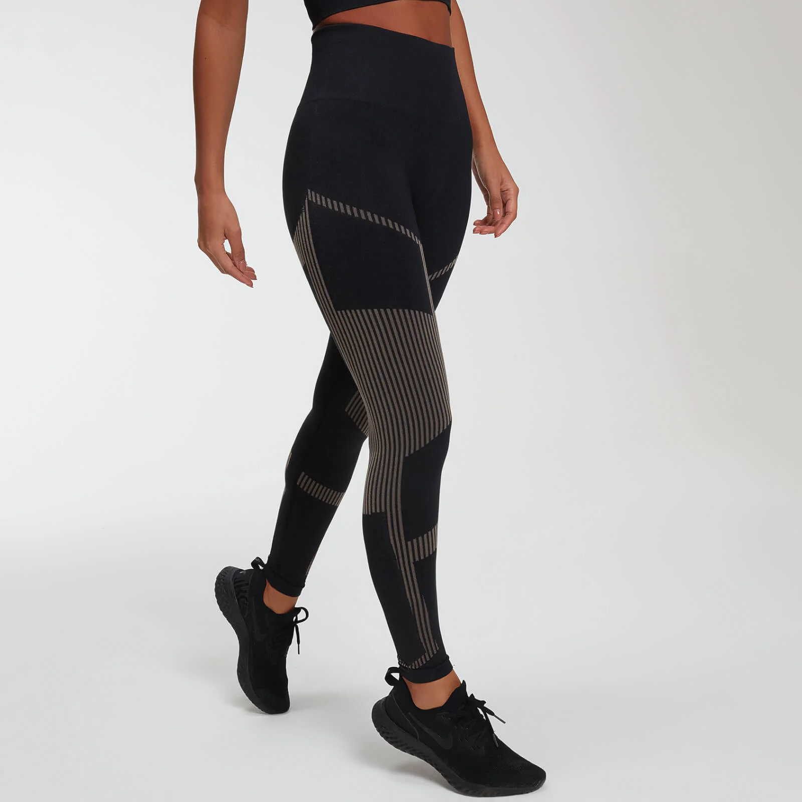 Impact Seamless Legíny - Čierne - XS Obrázok 1