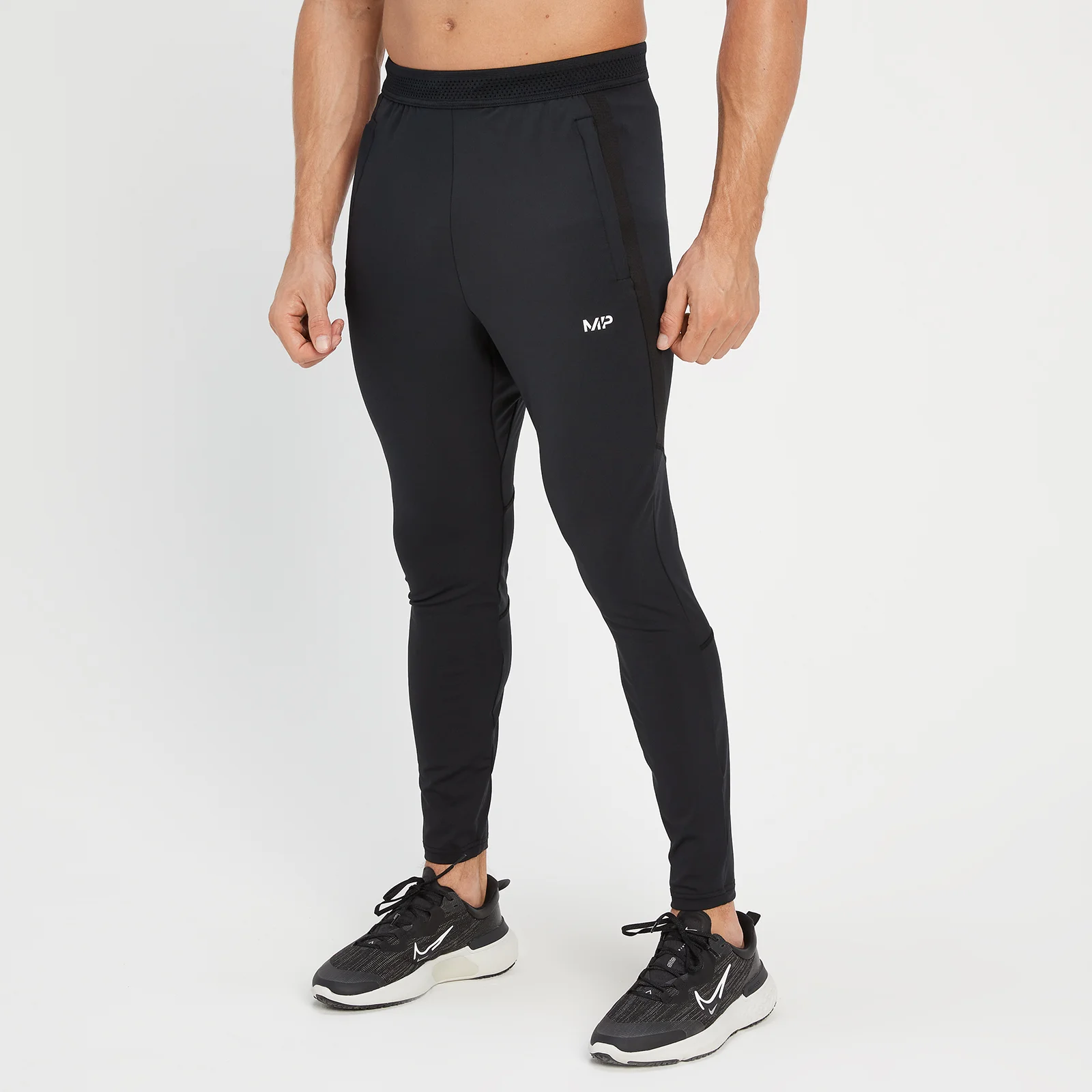 Pánske jogger nohavice MP Tempo – čierne - XXS Obrázok 1