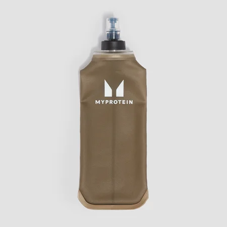 Mäkká bežecká fľaša Myprotein – čierna