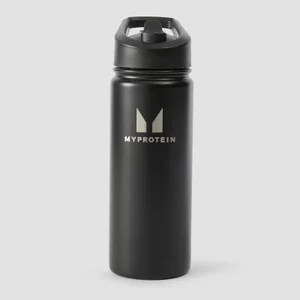 Recyklovaná kovová fľaša Myprotein so slamkou, výklopným viečkom a objemom 500 ml – čierna - Colour Black