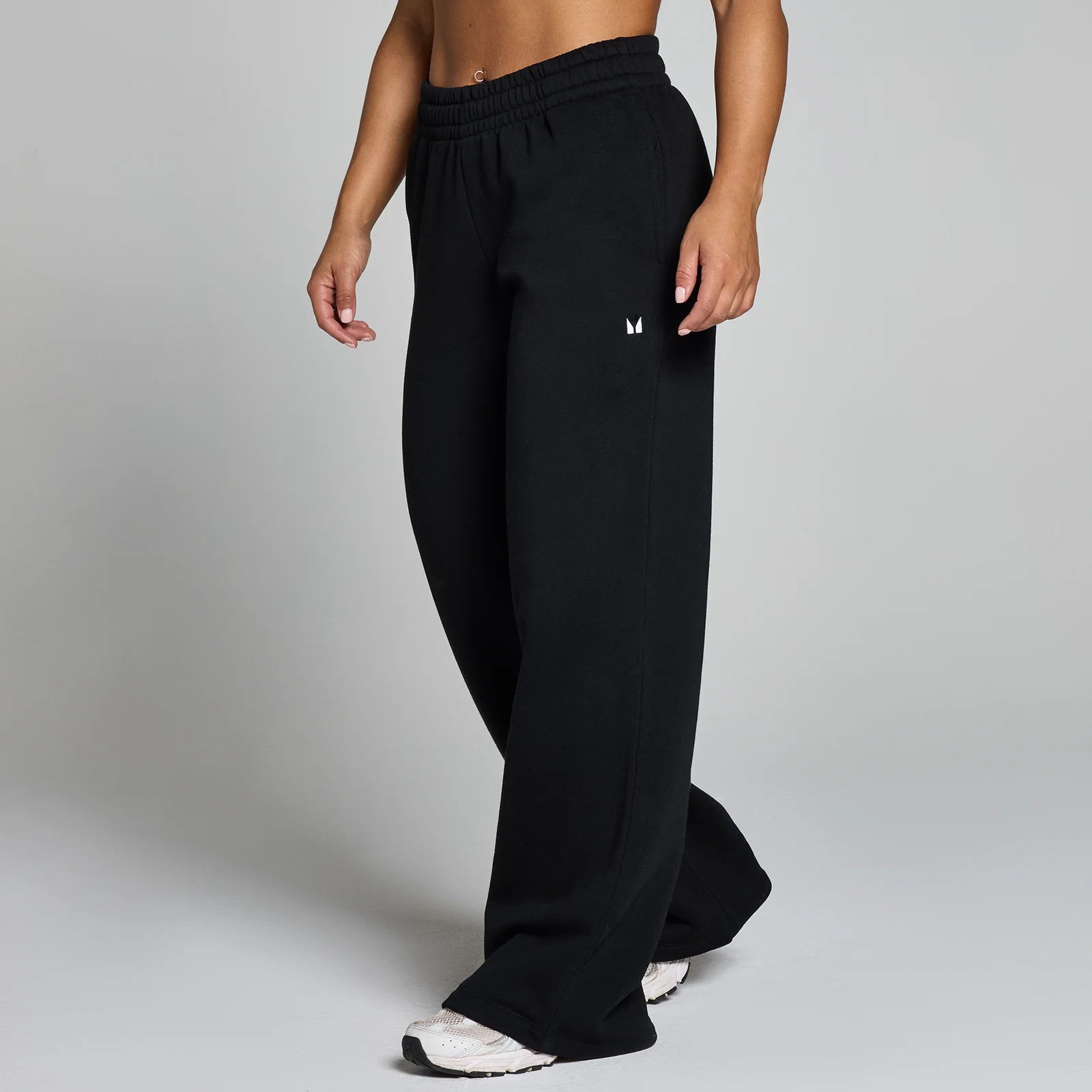 Dámske extra krátke jogger nohavice MP Basics s rovným strihom – čierne - L Obrázok 1