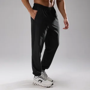 MP pánske tréningové Ultra tkaninové tepláky - Čierna - Size XS